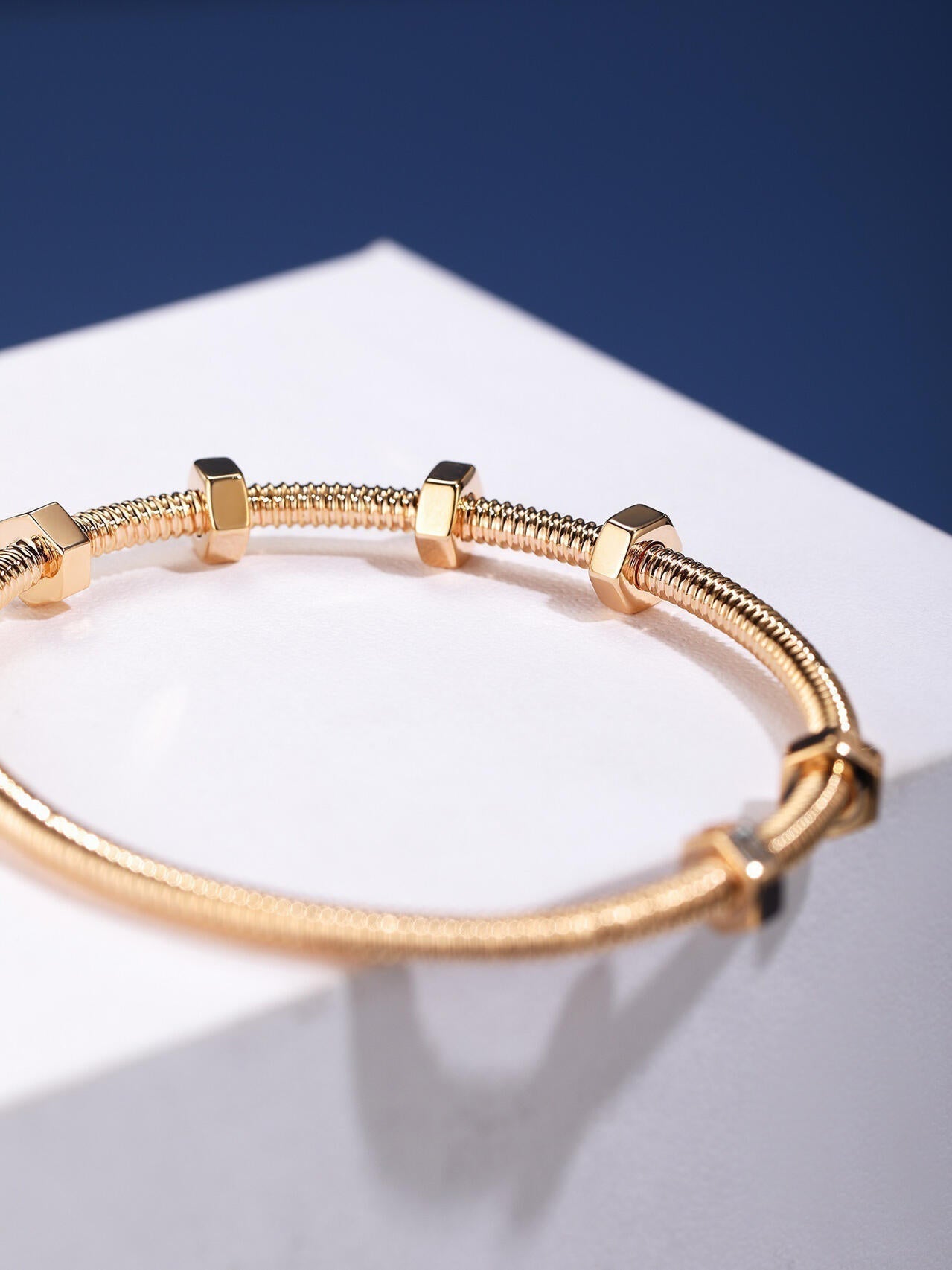 [⭐Glow jewelrys]CT THREADED BRACELET