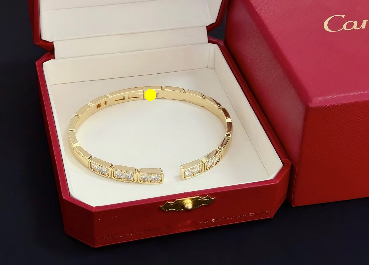[⭐Glow jewelrys]LOVE DIAMOND OPEN  BRACELET