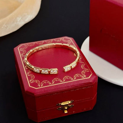 [⭐Glow jewelrys]LOVE DIAMOND OPEN  BRACELET
