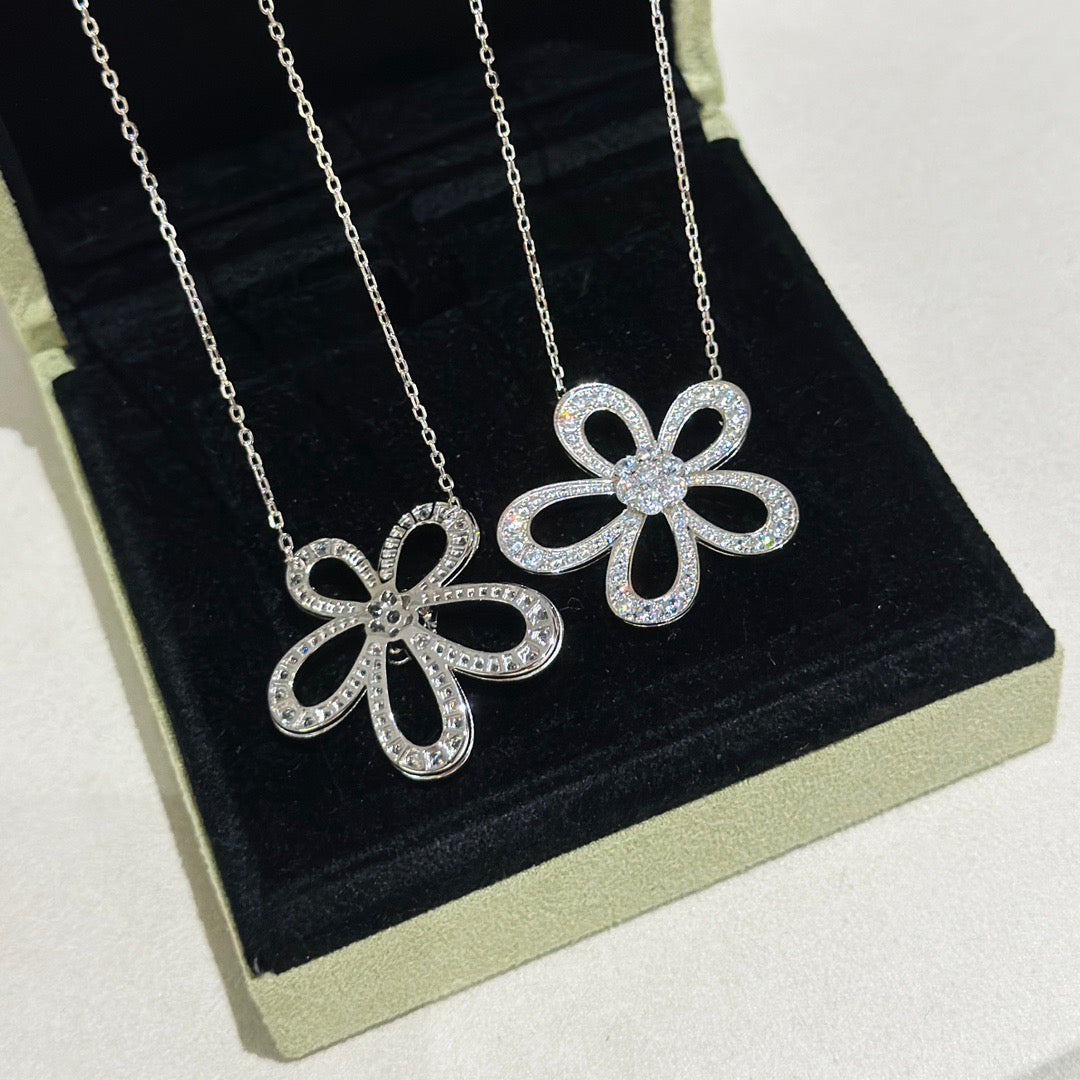 [⭐Glow]FLOWERLACE NECKLACE FULL DIAMONDS