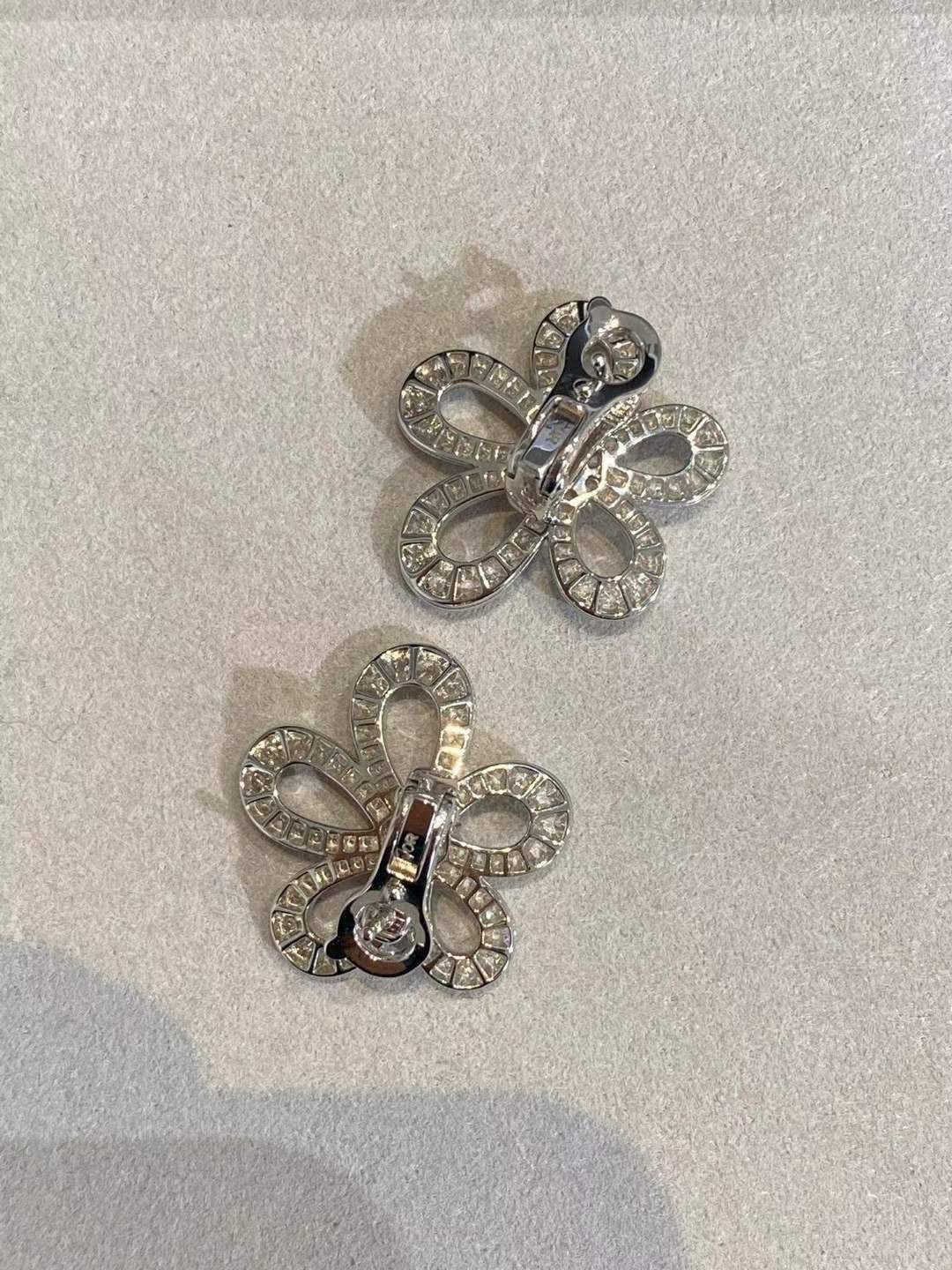 [⭐Glow]FLOWERLACE EARRINGS FULL DIAMONDS