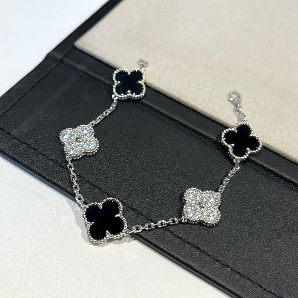 [⭐Glow] CLOVER 5 MOTIF ONYXS BRACELET COLLECTION
