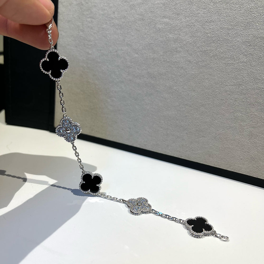 [⭐Glow] CLOVER 5 MOTIF ONYXS BRACELET COLLECTION