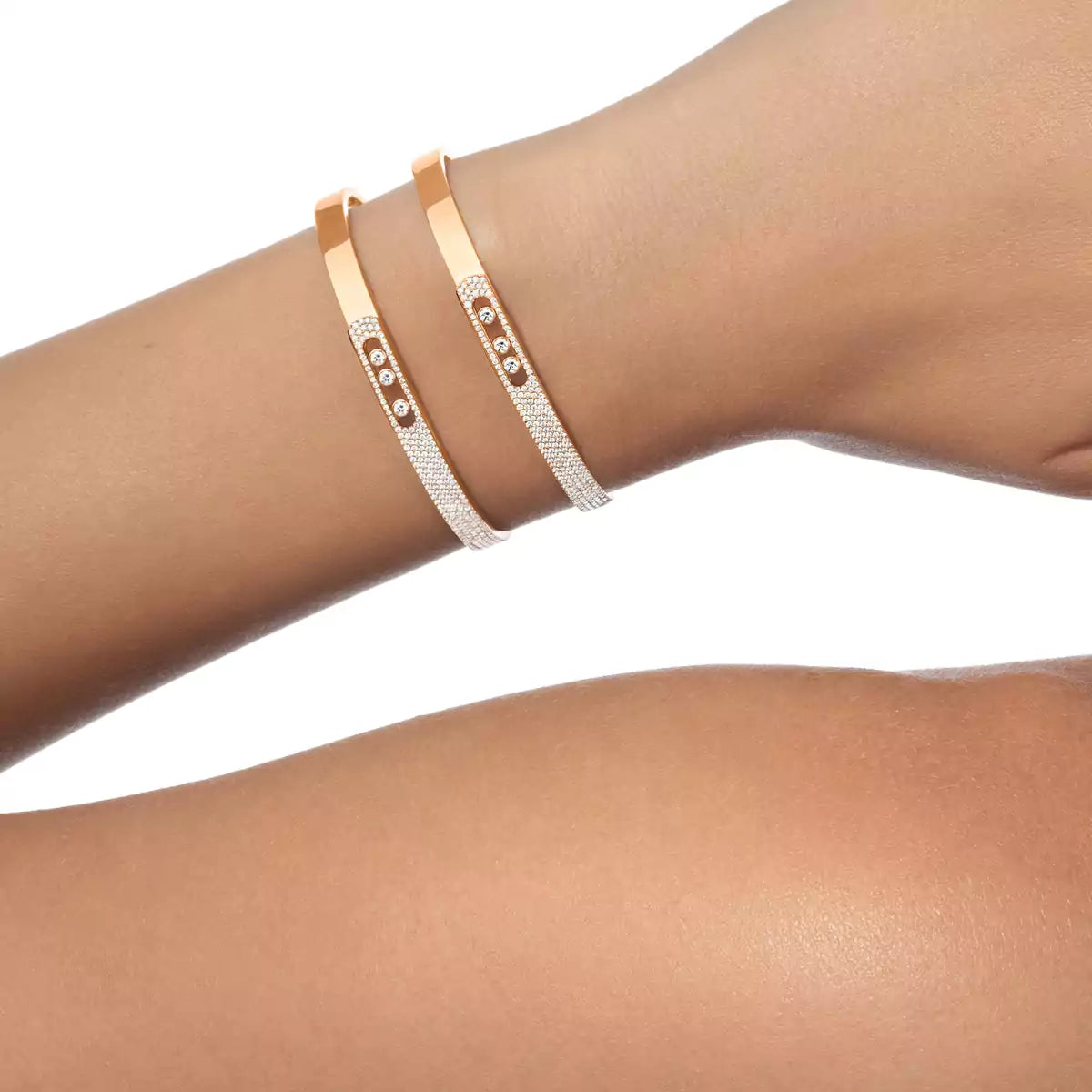 [⭐Glow]Move Noa Rose Gold Pavé Diamond Bangle Bracelet
