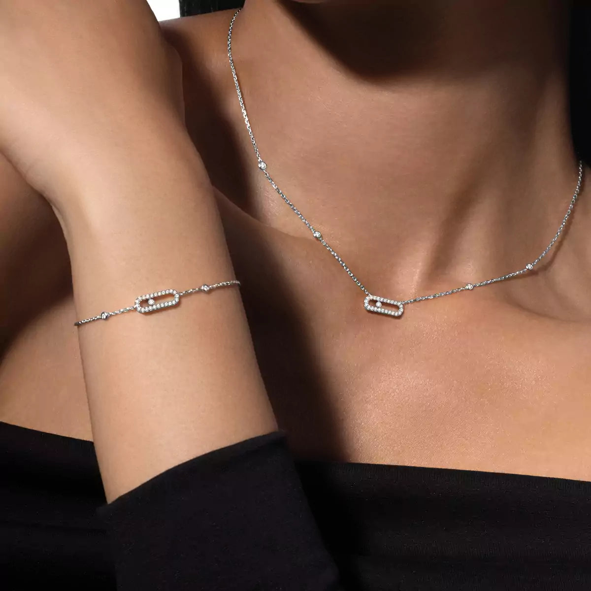 [⭐Glow]Move Uno Necklace