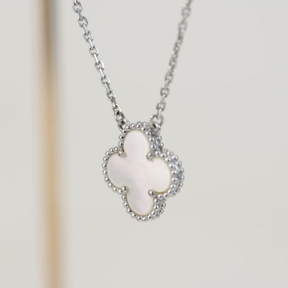 [⭐Glow]CLOVER  15MM WHITE MOTHER-OF-PEARL SILVER