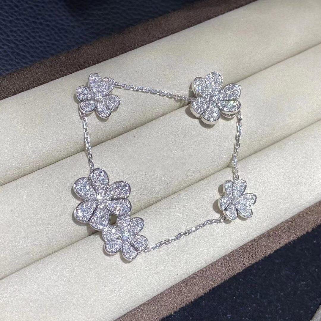 [⭐Glow]FRIVOLE SILVER 5 FLOWERS BRACELET