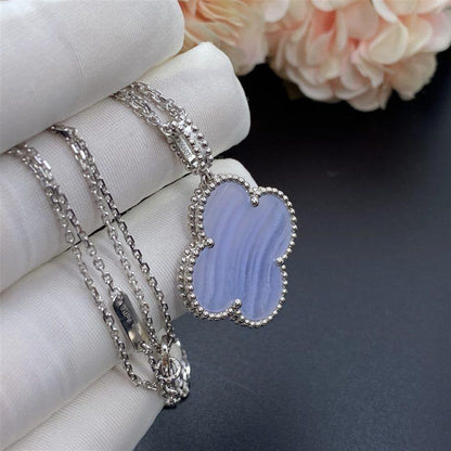 [⭐Glow]CLOVER SILVER CHALCEDONY BIG CLOVER NECKLACE