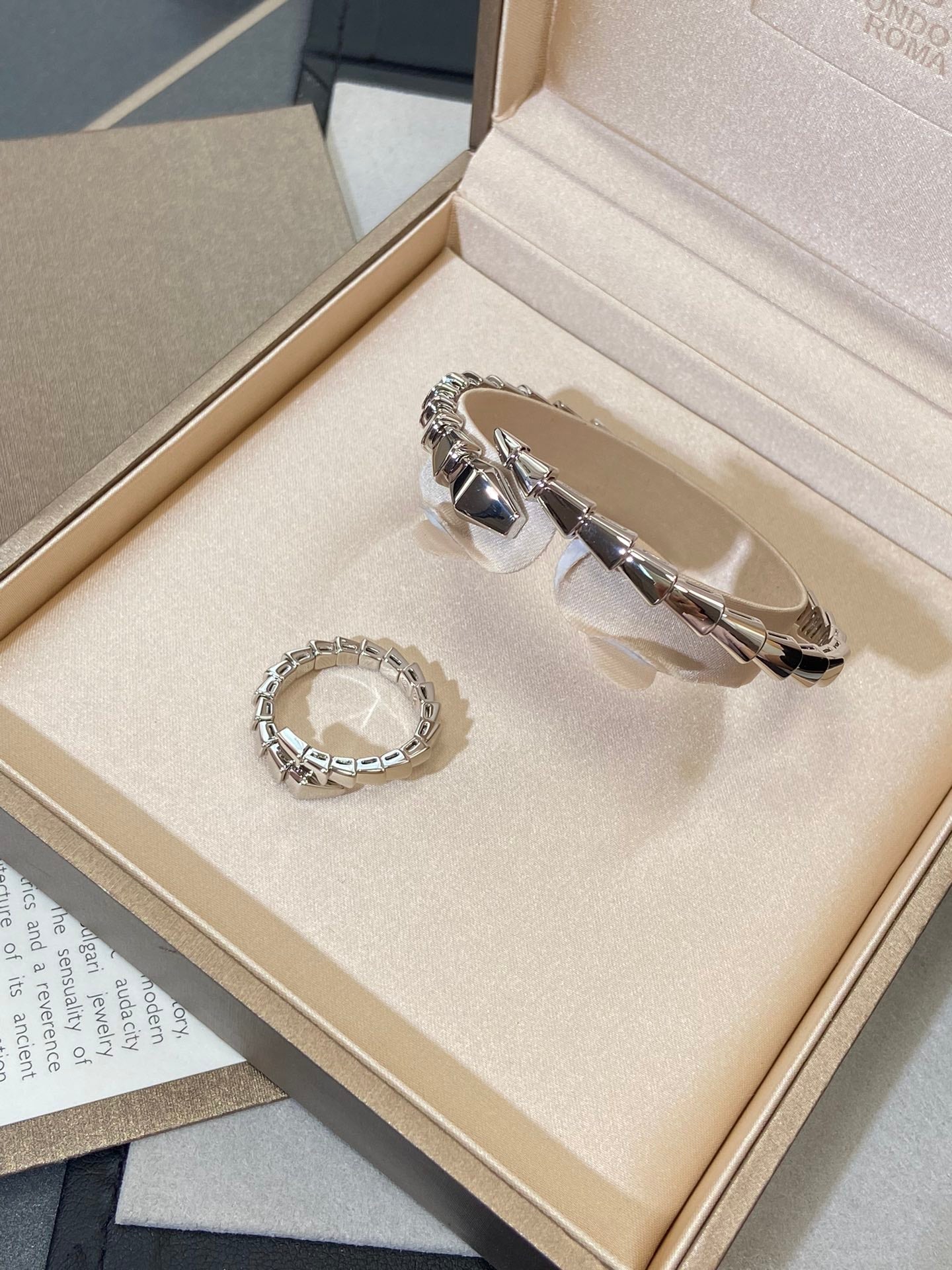 [⭐Glow]SERPENTI VIPER SILVER BRACELET