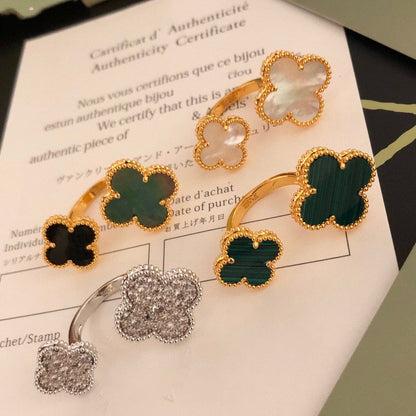 [⭐Glow]CLOVER BETWEEN THE FINGER RING