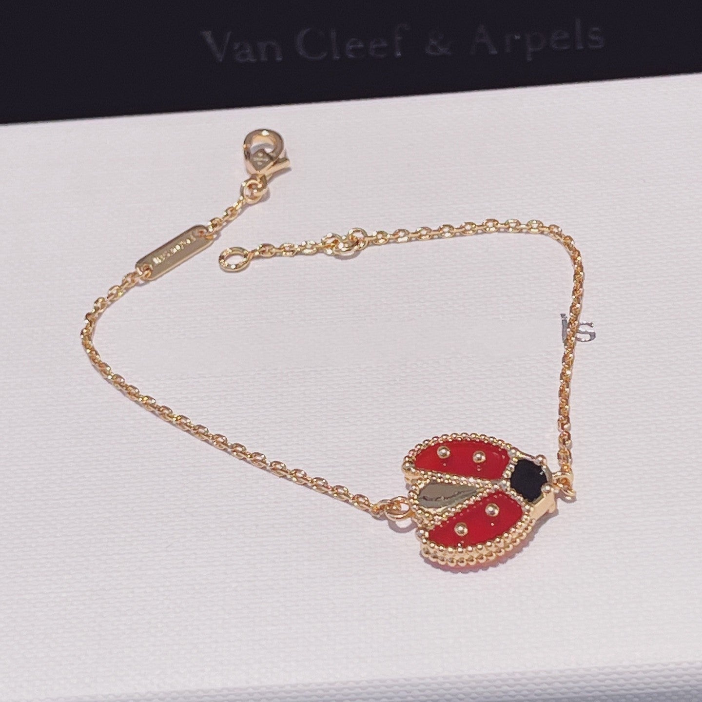 [⭐Glow]LUCKY SPRING 1 MOTIF PINK GOLD BRACELET