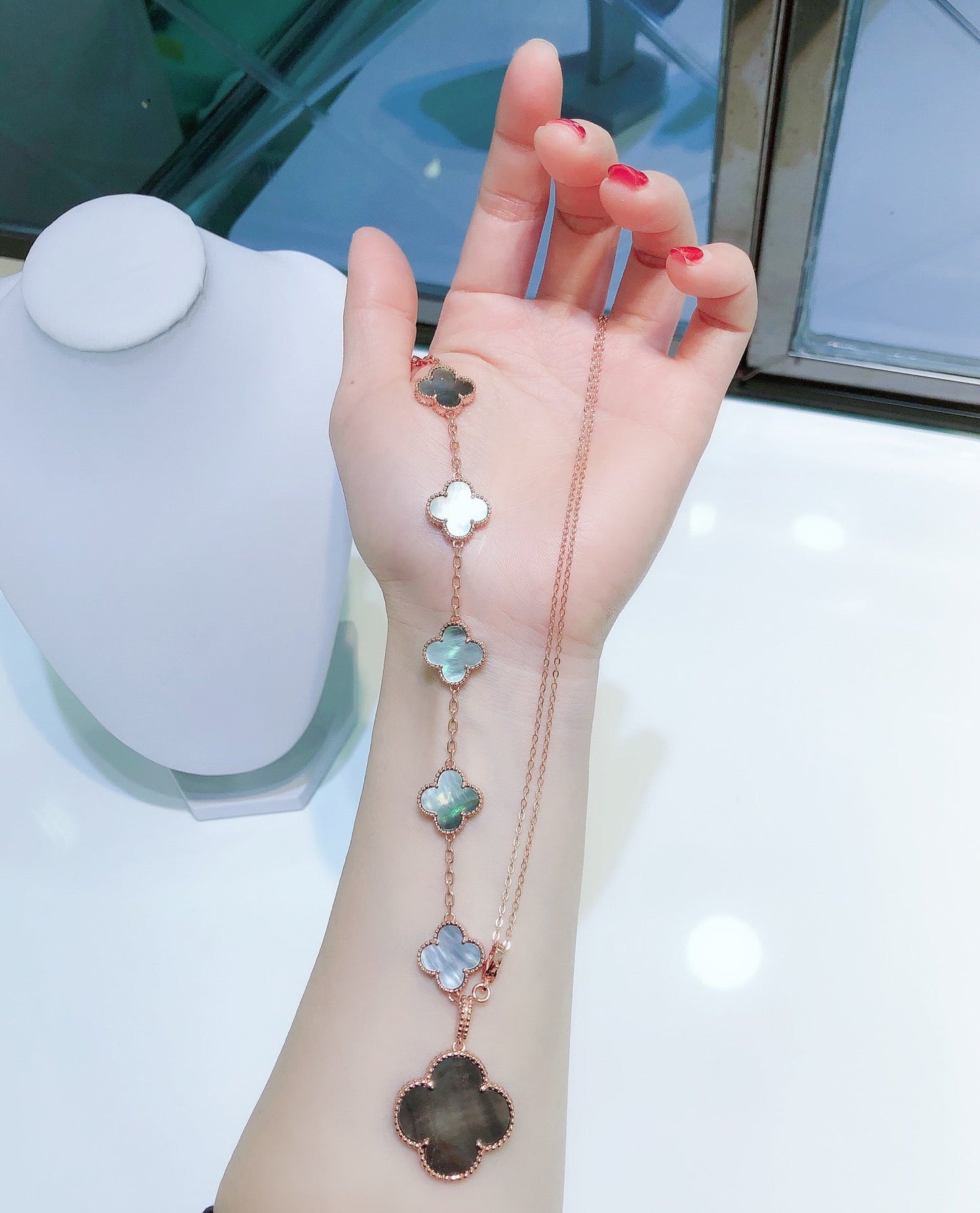 [⭐Glow]COMBINED BRACELET 5 MOTIFS AND NECKLACE DARK MOP ROSE GOLD