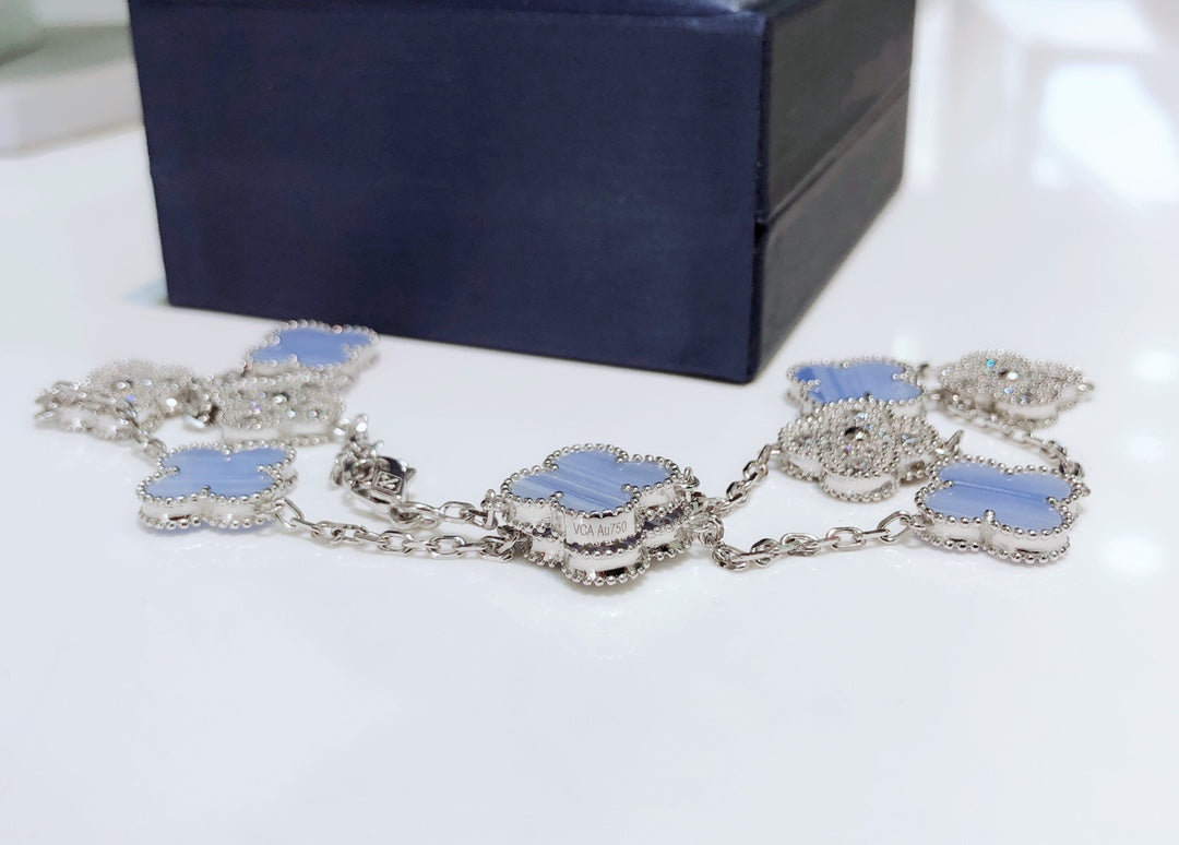 [⭐Glow]CLOVER 10 MOTIFS CHALCEDONY DIAMONDS SILVER NECKLACE