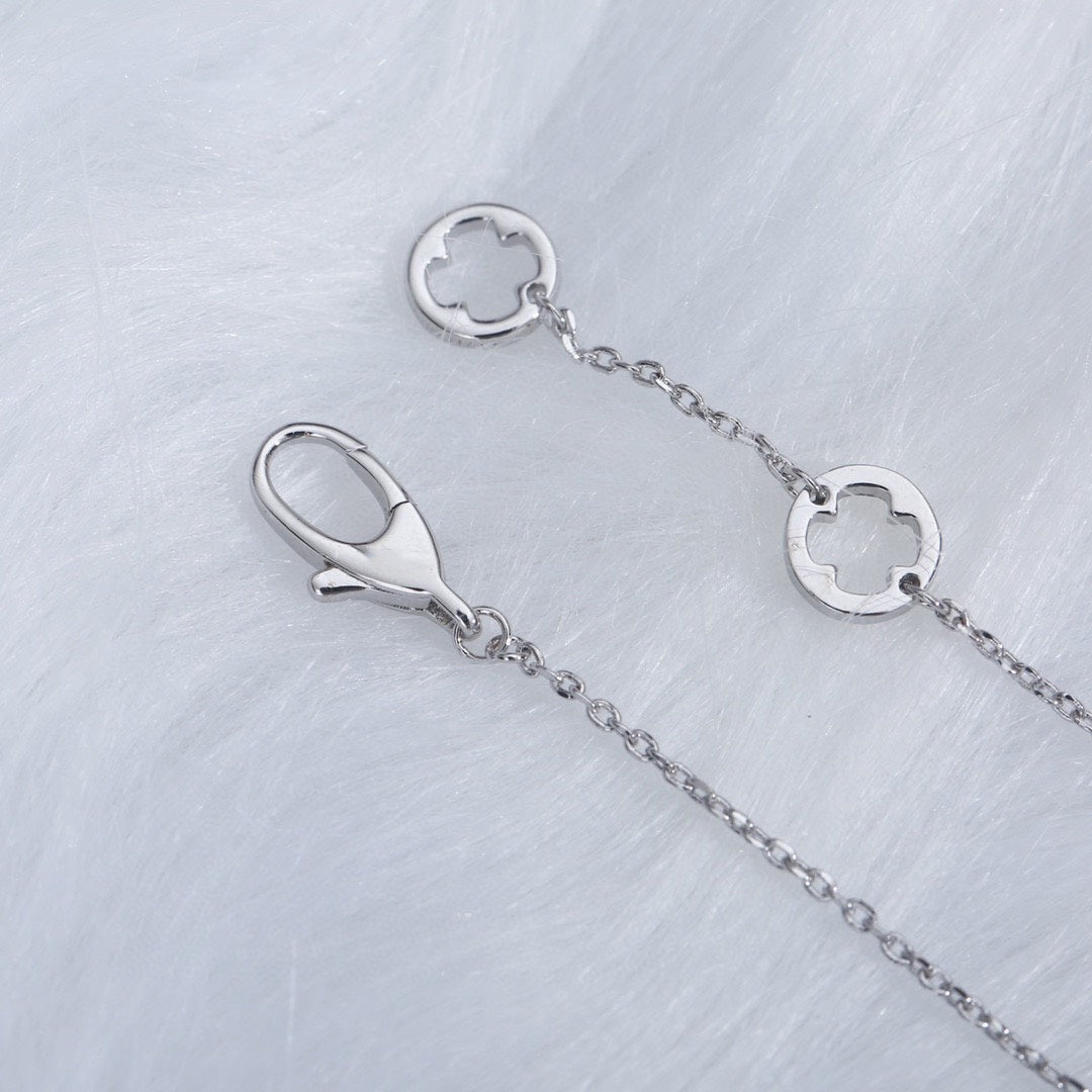 [⭐Glow]FIOREVER NECKLACE DIAMOND CENTER