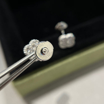 [⭐Glow]CLOVER MINI DIAMOND STUD EARRINGS