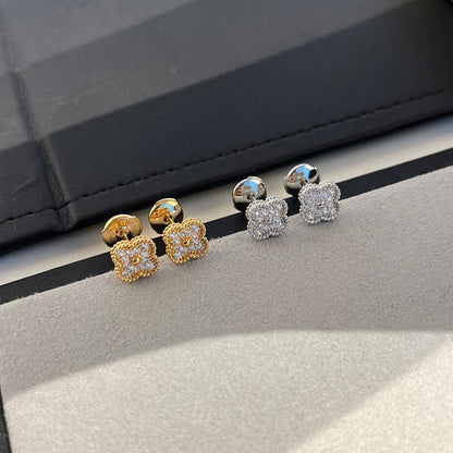 [⭐Glow]CLOVER MINI DIAMOND STUD EARRINGS