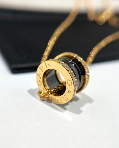 [⭐Glow]ZERO 1 BLACK CERAMIC DIAMOND PINK GOLD NECKLACE