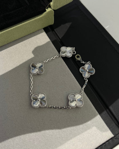 [⭐Glow] CLOVER 5 MOTIF LASER BRACELET COLLECTION
